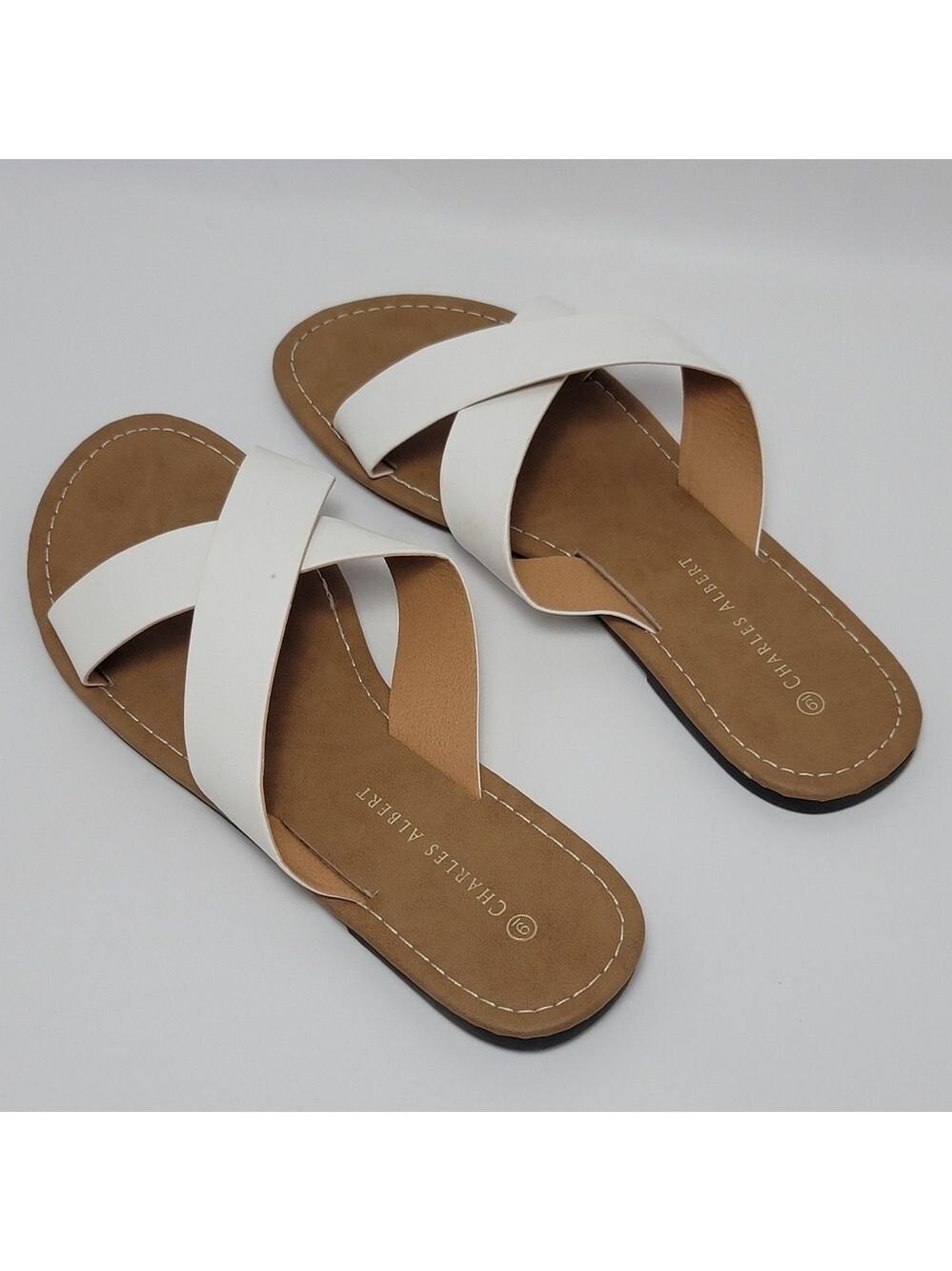 Charles Albert White Criss Cross Strappy Flat Sandal Size 9